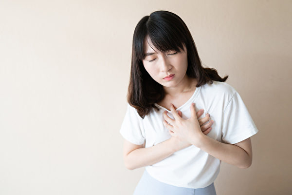 很多病人罹患乳癌等癌症,追根求源,查到的起因竟然多半是失恋。(Shutterstock)