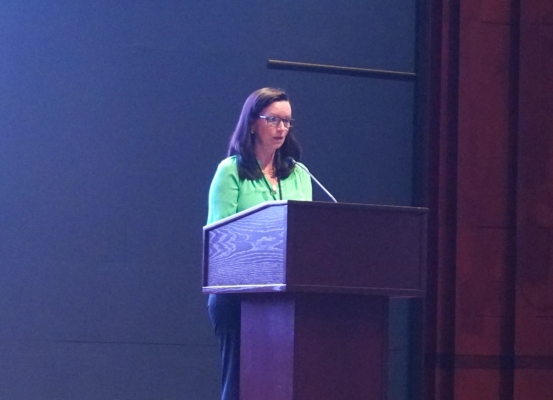 图为美国国际宗教自由委员会(USCIRF)委员莫琳·弗格森(Maureen Ferguson) 在美国国会山举行“709”律师大抓捕十周年的研讨会上。(李辰/大纪元)