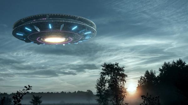 UFO  ɵ(16:9)