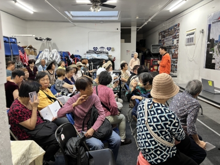 曼哈顿华埠土地信托会与华埠共同发展机构11日举办“可负担住房抽签讲座”。