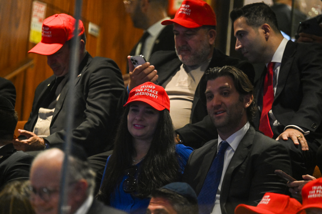 20251013գҮ·䣬ɫй¥⣬ڴӡСաƽͳTrump The Peace PresidentñӣȴգDonald Trump˵ (Kenny Holston - Pool/Getty Images)