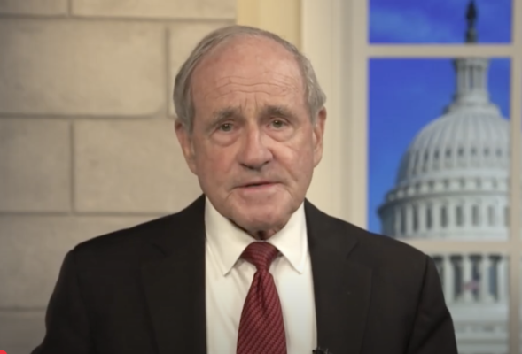 2025年10月16日,美国国际宗教自由委员会(USCIRF)举行线上听证会,主题为“中共国家控制宗教”。图为共和党籍联邦参议员吉姆·里施(Jim Risch)在视频发言中。( USCIRF视频截图)