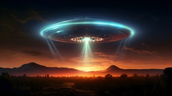 UFO  672474235