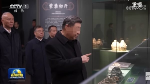 中共党魁习近平27日上午前往故宫博物院,参观“百年守护——从紫禁城到故宫博物院”展览。