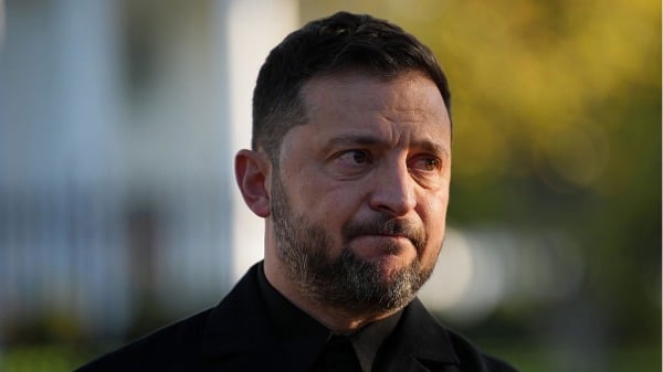 2025年10月17日,泽伦斯基在与美国总统川普就推进俄乌和平协议举行会晤后,向媒体发表了演说。