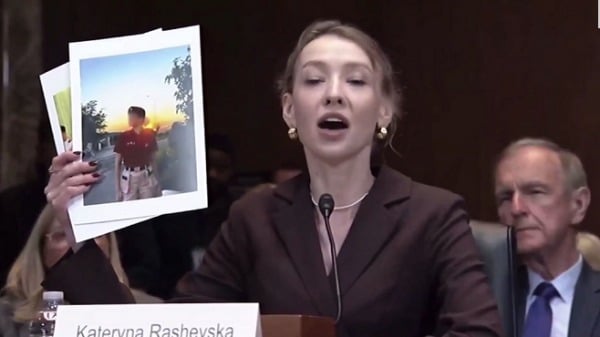 乌克兰区域人权中心法律专家卡捷琳娜.拉舍夫斯卡,她在美国国会一场小组委员会听证会上作证表示,至少有2名遭绑架的乌克兰儿童被送往朝鲜的“松岛院”营地。