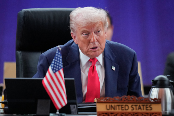 2025年10月26日,美国总统唐纳德?川普在吉隆坡第47届东南亚国家联盟(ASEAN)峰会第13届东盟-美国峰会上发表讲话。