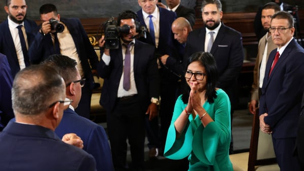 2026年1月5日:委内瑞拉副总统德尔西.罗德里格斯在卡拉卡斯联邦立法宫举行的2026-2031年立法宪法期首次会议上宣誓就任委内瑞拉代理总统后做出反应。