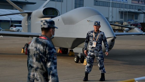 2021年9月27日,共军与WZ-7高空侦察无人机。(图片来源:NOEL CELIS/AFP via Getty Images)