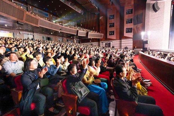 2026年1月18日,神韵新纪元艺术团在彰化员林演艺厅的第四场演出爆满落幕。(Epoch Times)