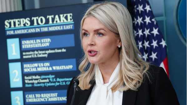 2026��3��4�գ��׹��������鿨����?��ά���ڰ׹�ղķ˹?S?���׵����ŷ��������е����ŷ������ϣ��������ж�����������չʾ�����������ʷ�����Ϯ��Ӧ��ȡ�Ĳ��衣��Kevin Dietsch/Getty Images)