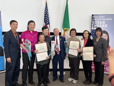 ׯ�����칫�Ҳ���Ů���幤����á�