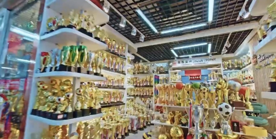 世界杯比赛还没开踢,中国卖家已经先爆单了