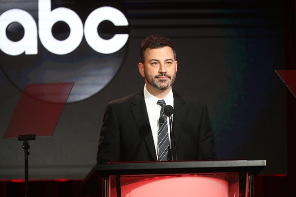 2019�궬���������ۼ�Э��ý��Ѳ�ػABC�����ڼ䣬���ס���÷����Jimmy Kimmel��������������͢��͢�پƵ귢��������