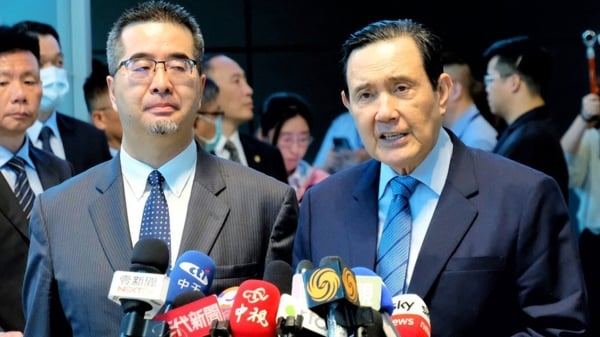 马英九基金会29日正式对前执行长萧旭岑及前员工王光慈提出刑事告诉,指控两人涉嫌背信与侵占