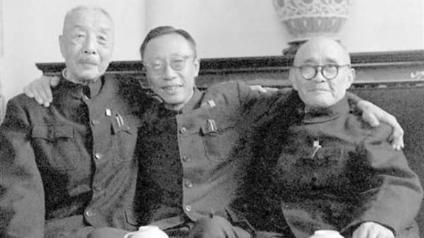 鹿钟麟 、溥仪、熊秉坤