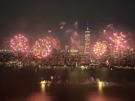 2026��7��4�գ�����ѷ���ϵ���������250����������̻��㡣