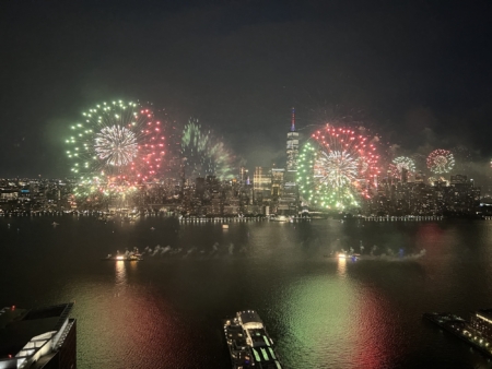 2026��7��4�գ�����ѷ���ϵ���������250����������̻��㡣