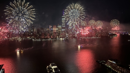 2026��7��4�գ�����ѷ���ϵ���������250����������̻��㡣